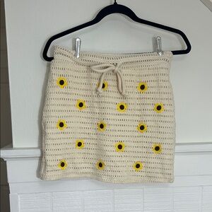 ZARA Crochet Knit Daisy Skirt size Small NWT